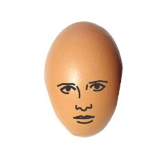 sarah michelle gellar as an egg 